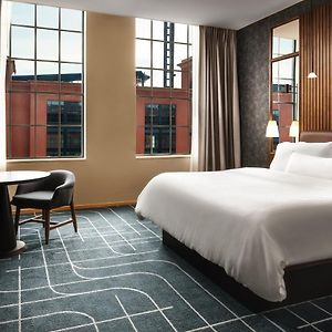 Deluxe King Room Hearing Accessible